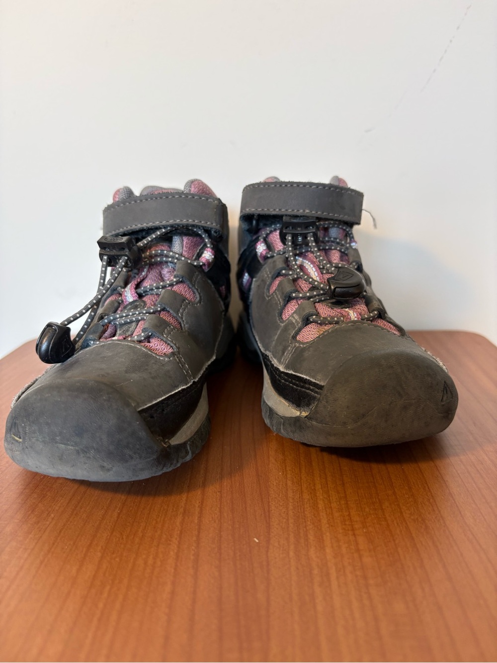 Keen Youth Girls Targhee Waterproof Hiking Boots Size 11 in Grey and Purple - Picture 4 of 10